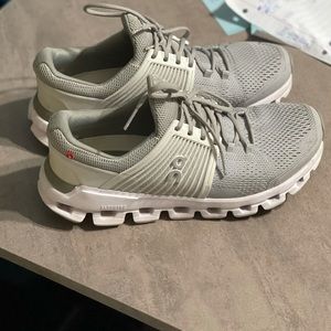 ON Cloud Women’s 7.5